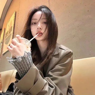 女猫